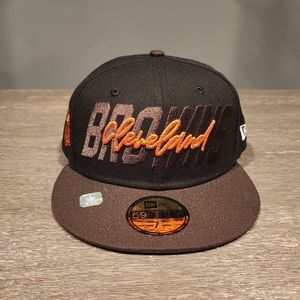 Cleveland Browns New Era 2022 NFL Draft Low
Profile 59FIFTY Fitted Hat - Black/B